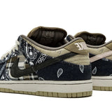 SB Dunk Low "Travis Scott"
